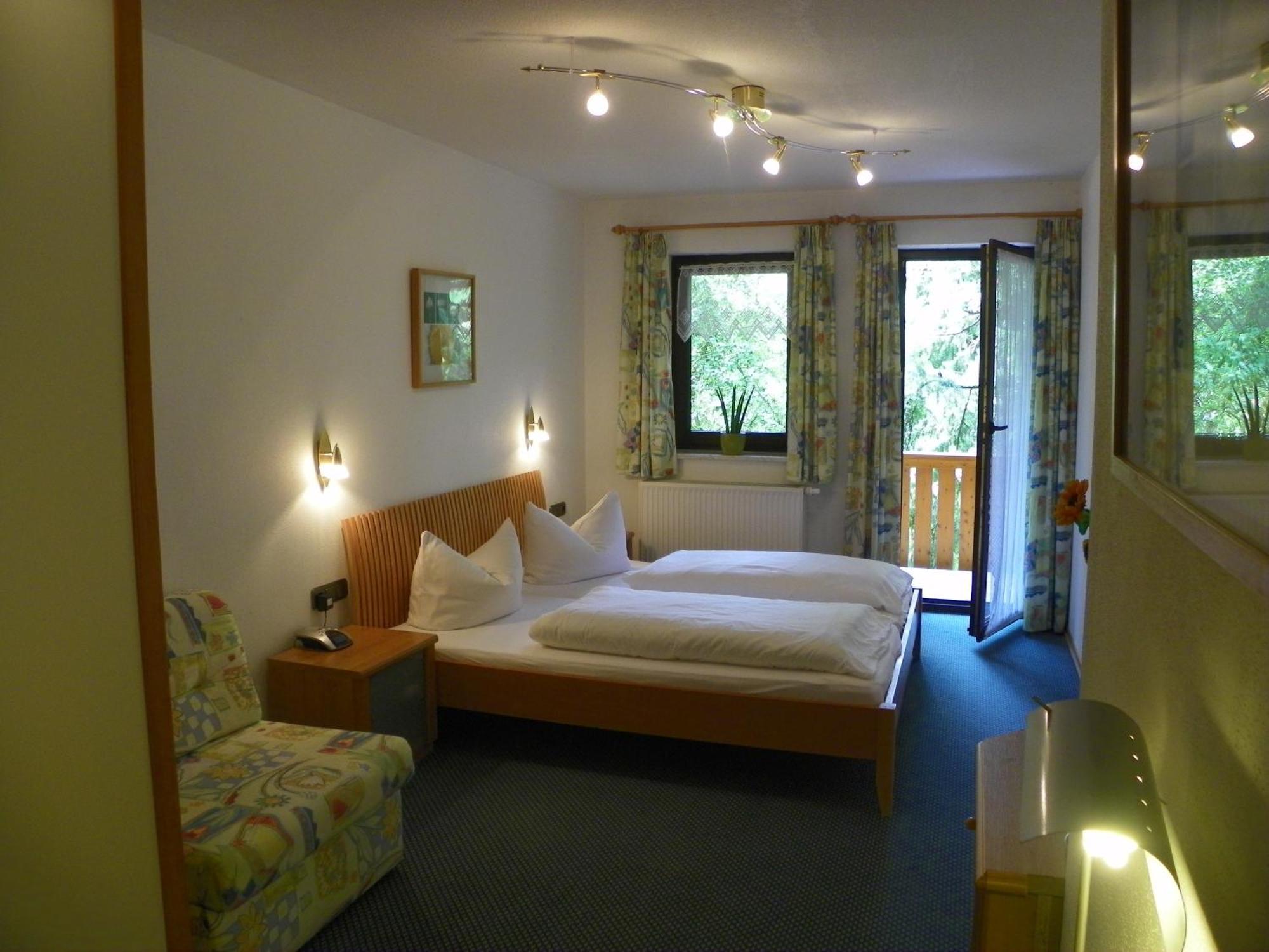 Landhotel Steigerwaldhaus Burghaslach Kültér fotó